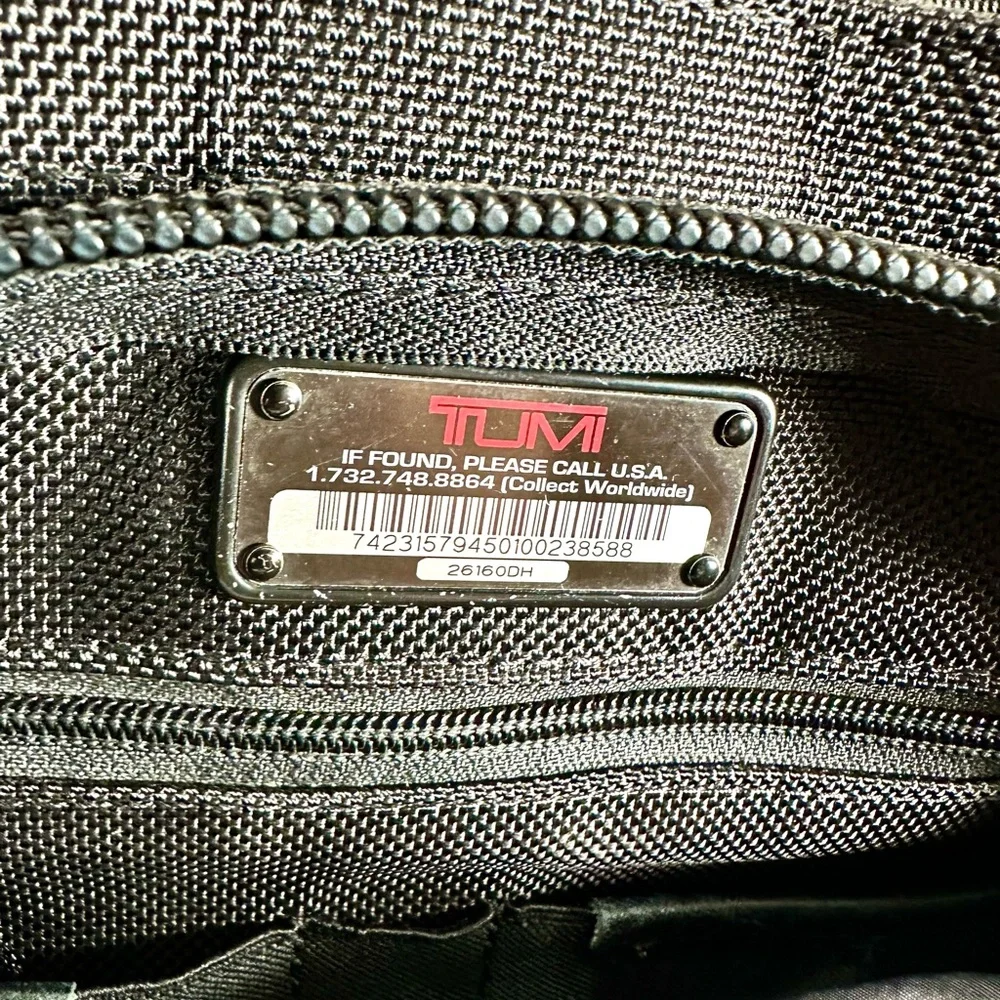 Tumi Alpha Expandable Organizer Laptop Briefcase Model 26160DH